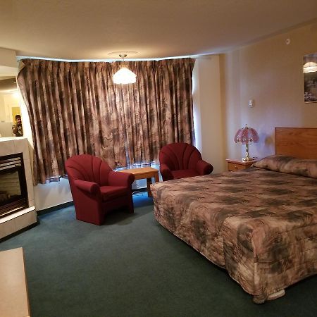 Western Budget Motel West Ред Дир Экстерьер фото